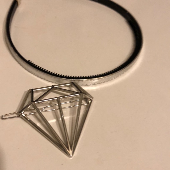 Hair accessories gem barrette and silver headband - Picture 2 of 3